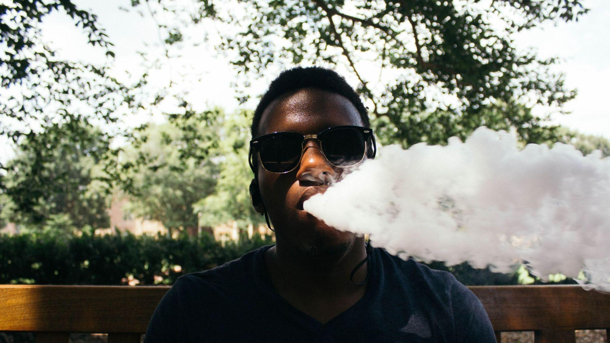 Why do disposable vapes make me feel sick