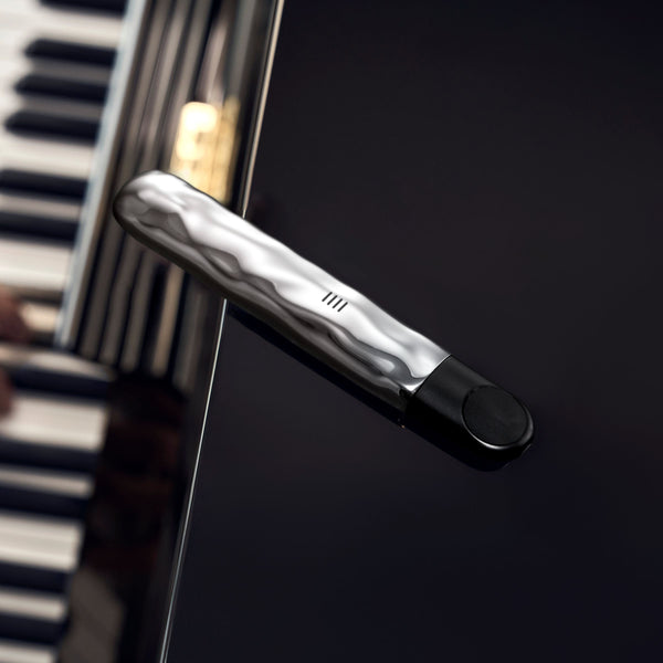 RELX UK Vape Pen Artisan Device Black Wave Color Vape Device | Your Vaping Journey Starts Here 
